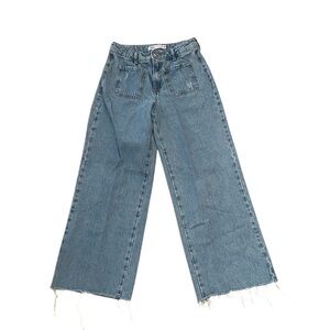 Zara High-Waist Denim Jeans raw hem Frayed Size 2